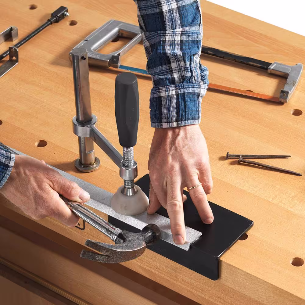 Sjobergs Elite 76 in. Beech Workbench
